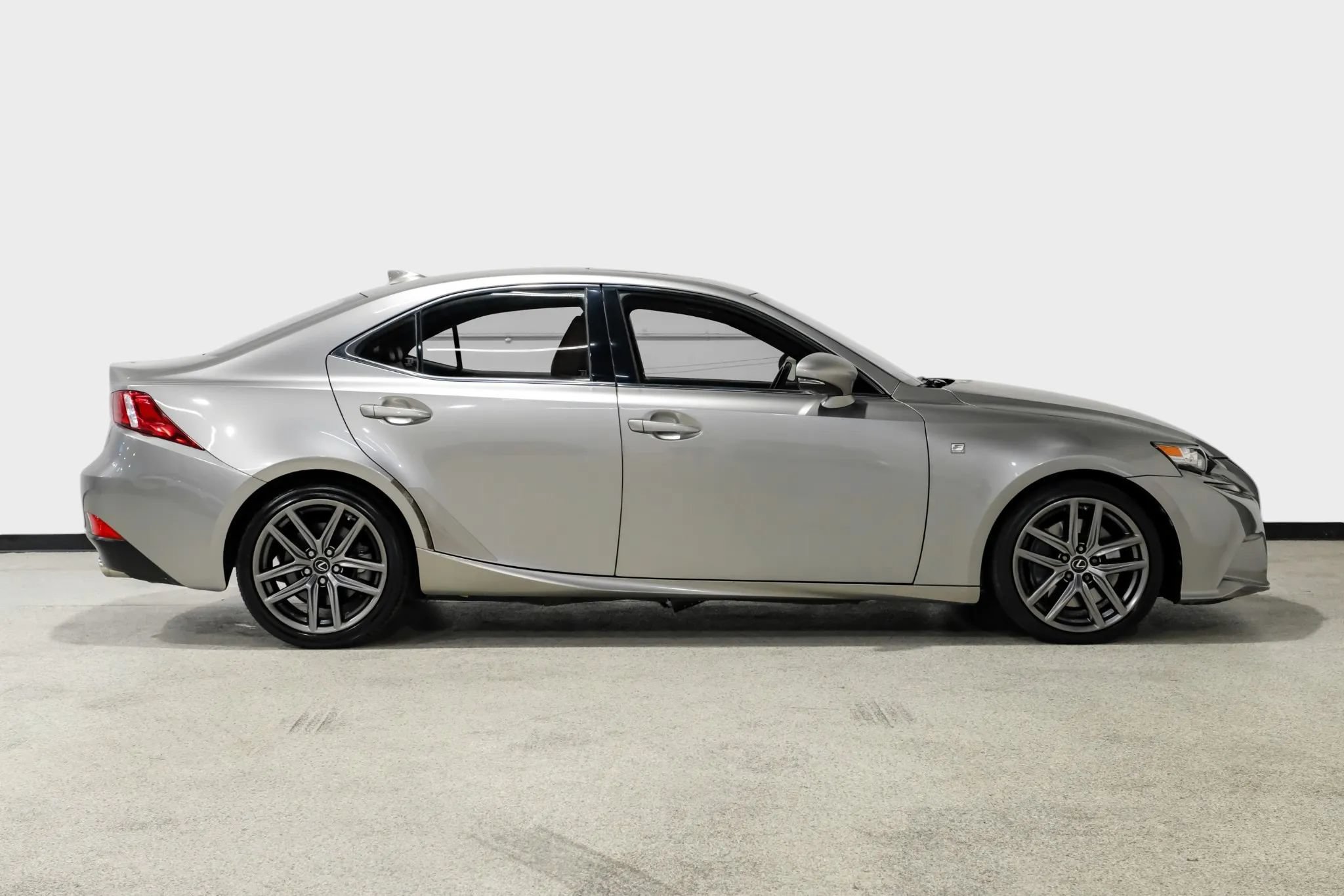 Used 2015 Lexus IS 350 w/ F-Sport Package RWD image 5