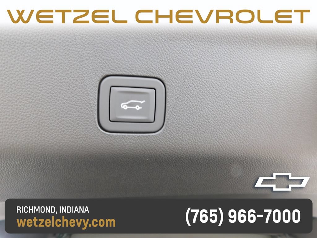 New 2026 Chevrolet Suburban High Country AWD/4WD image 28