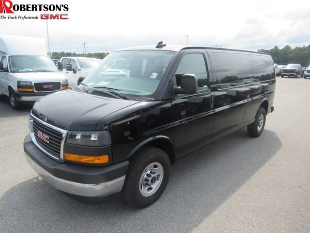 Used 2025 GMC Savana 3500 Extended w/ Driver Convenience Package RWD image 1