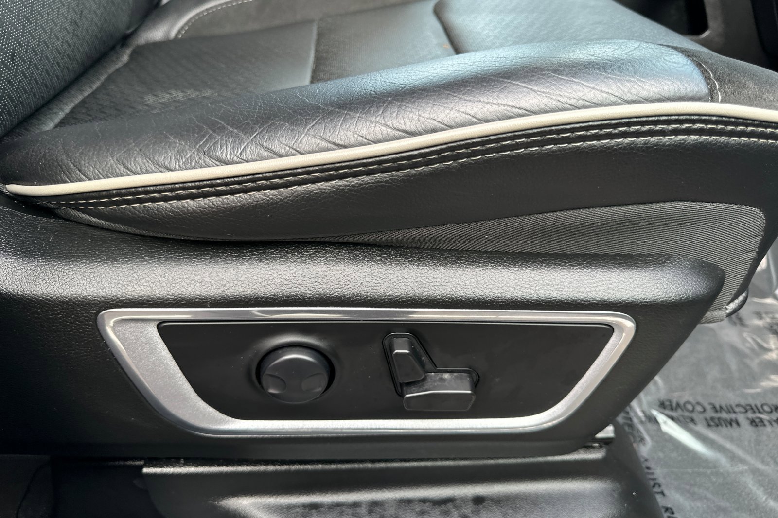 Used 2023 RAM 1500 Laramie image 22