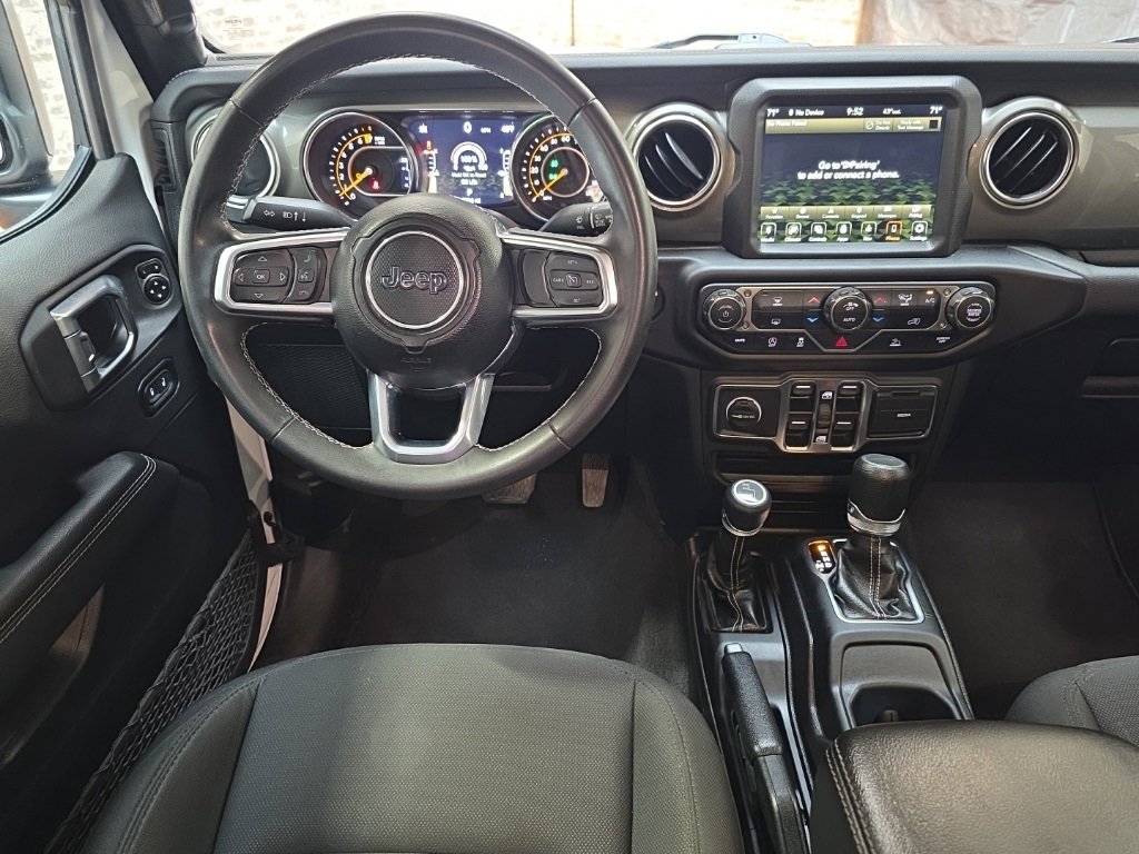 Used 2023 Jeep Gladiator Overland image 20