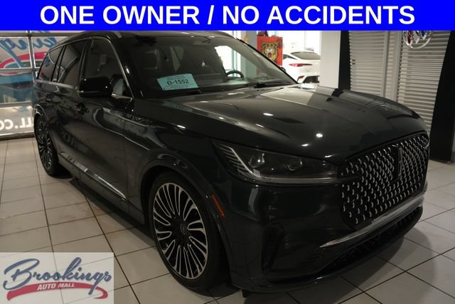 Used 2025 Lincoln Aviator Black Label AWD/4WD image 1