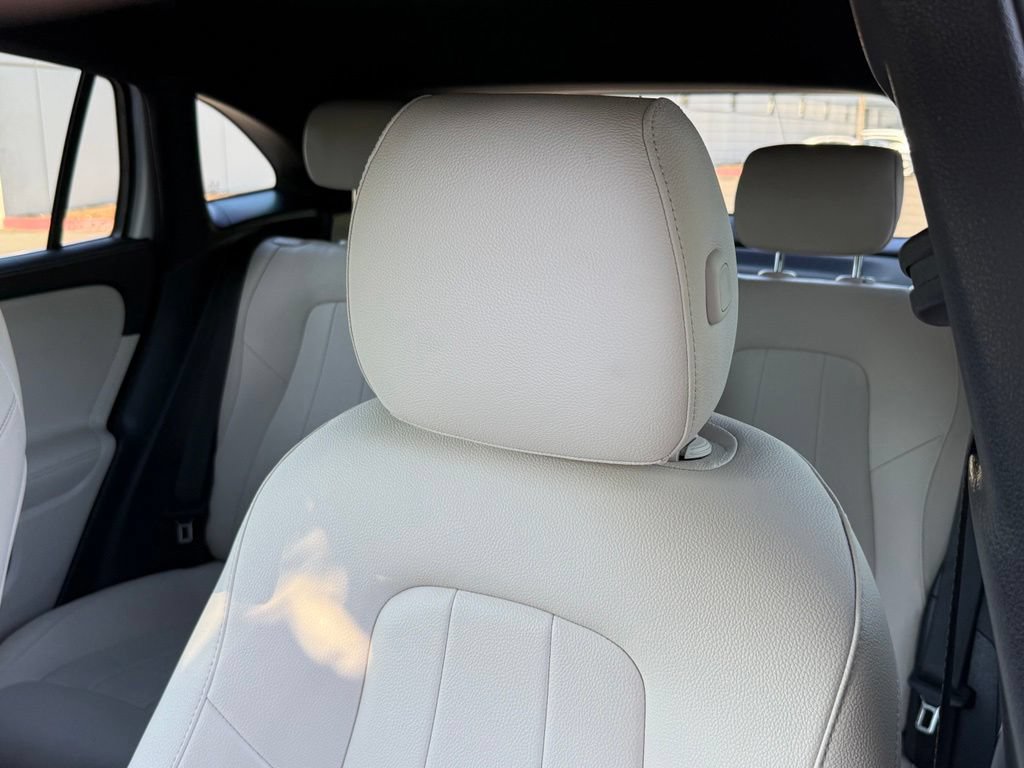 Certified 2025 Mercedes-Benz GLA 250 image 12