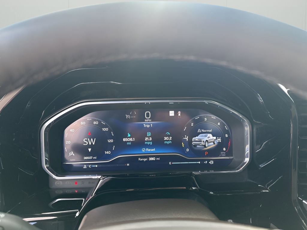 Certified 2025 Chevrolet Silverado 1500 LT image 33