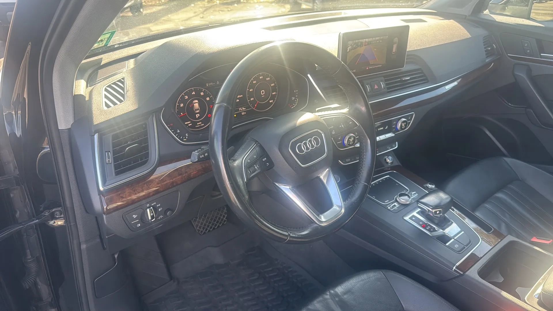 Used 2018 Audi Q5 2.0T Premium Plus w/ Premium Plus Package image 16