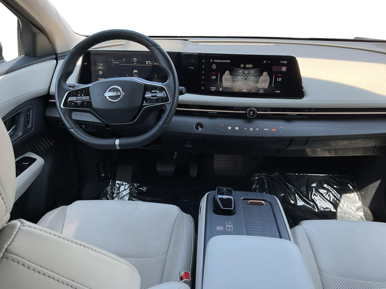 Used 2023 Nissan Ariya FWD image 14