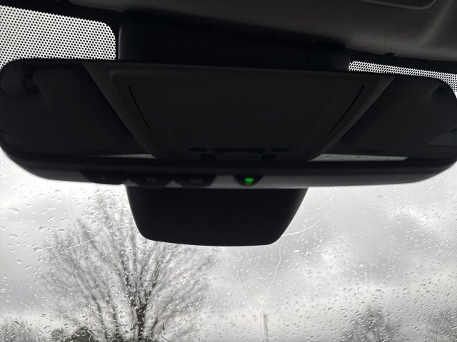 Used 2025 Toyota Highlander XLE image 36