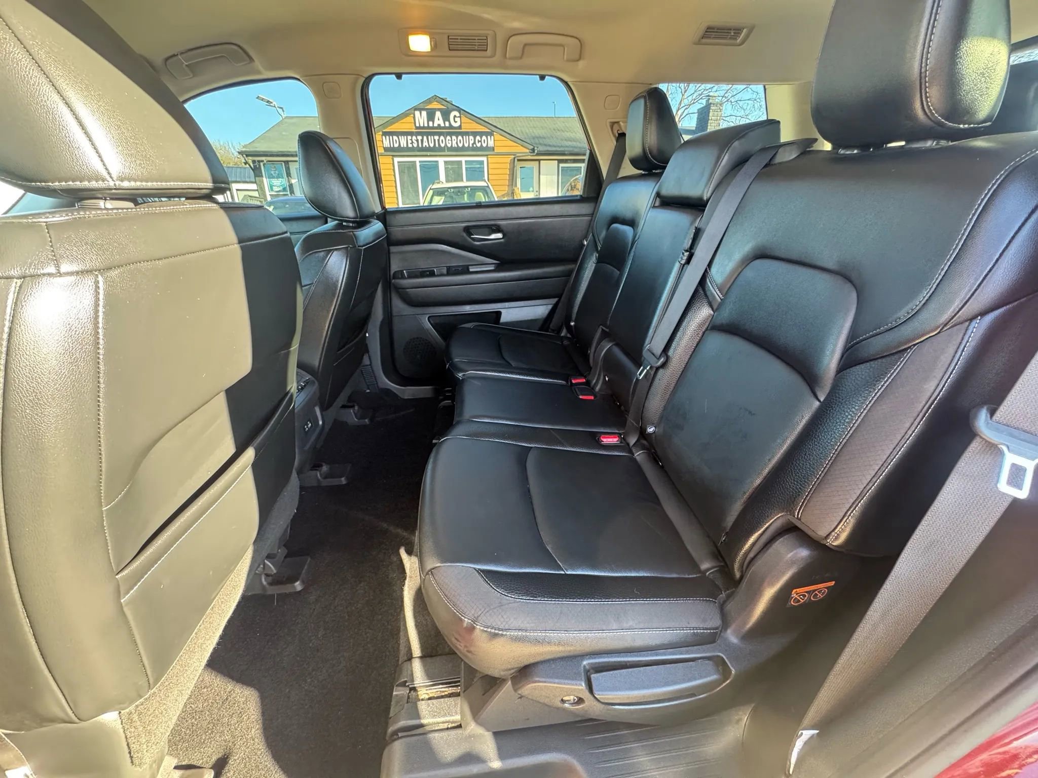 Used 2022 Nissan Pathfinder SL image 15