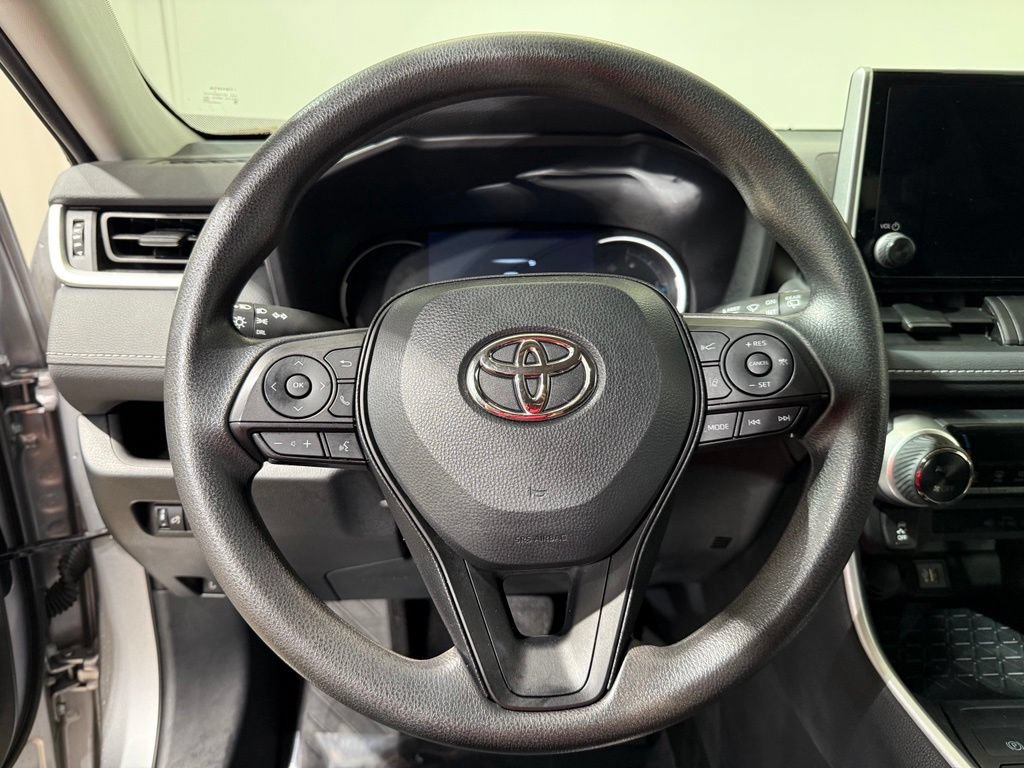 Certified 2024 Toyota RAV4 LE AWD/4WD image 22