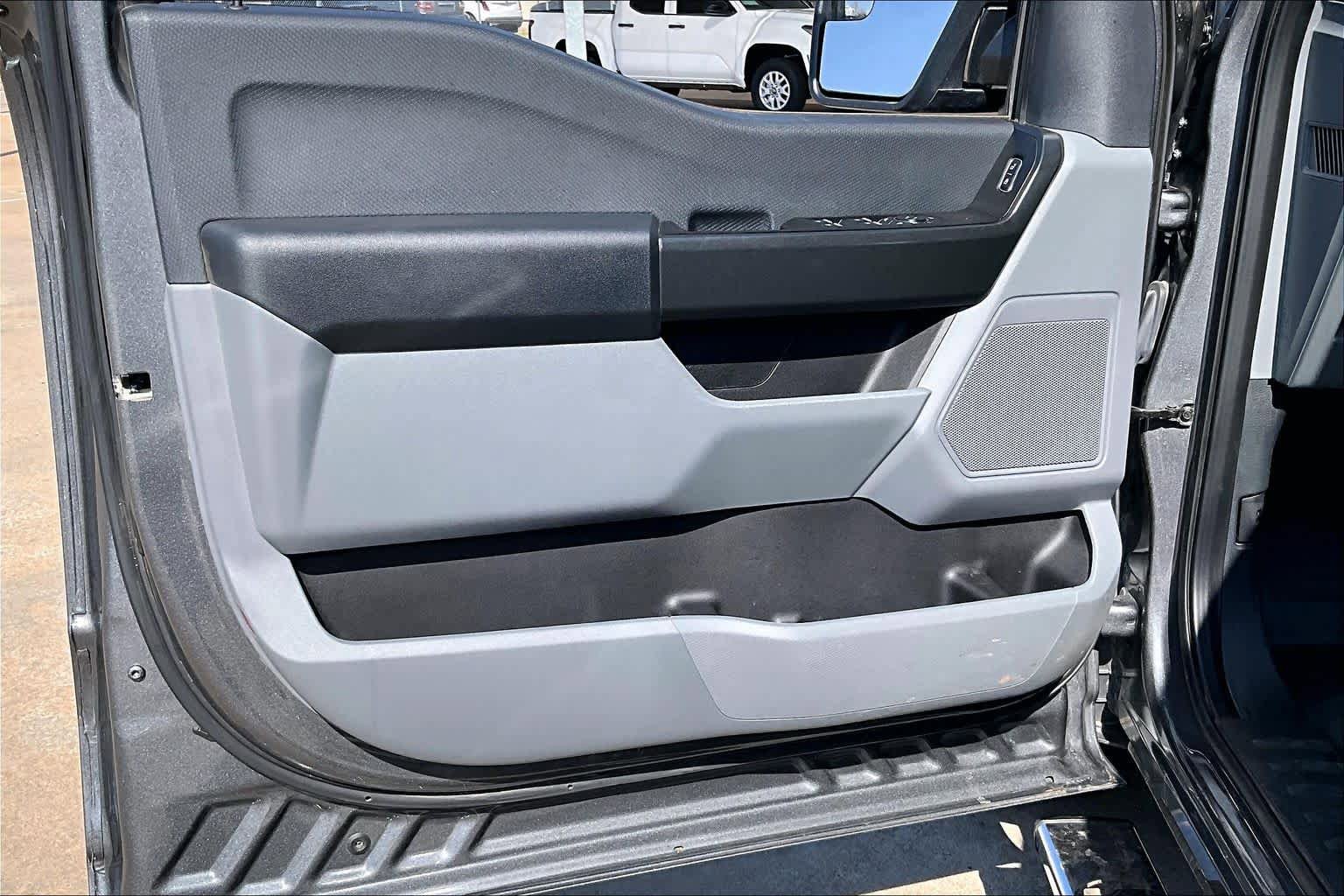 Used 2023 Ford F150 XL w/ XL Chrome Appearance Package AWD/4WD image 24