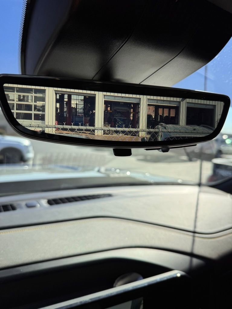 Used 2024 Chevrolet Silverado 2500 ZR2 w/ Technology Package image 21