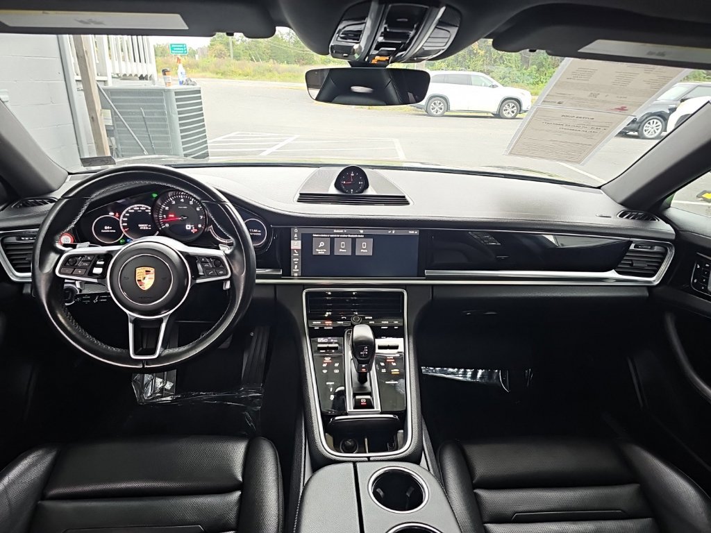 Used 2018 Porsche Panamera 4 AWD/4WD image 15