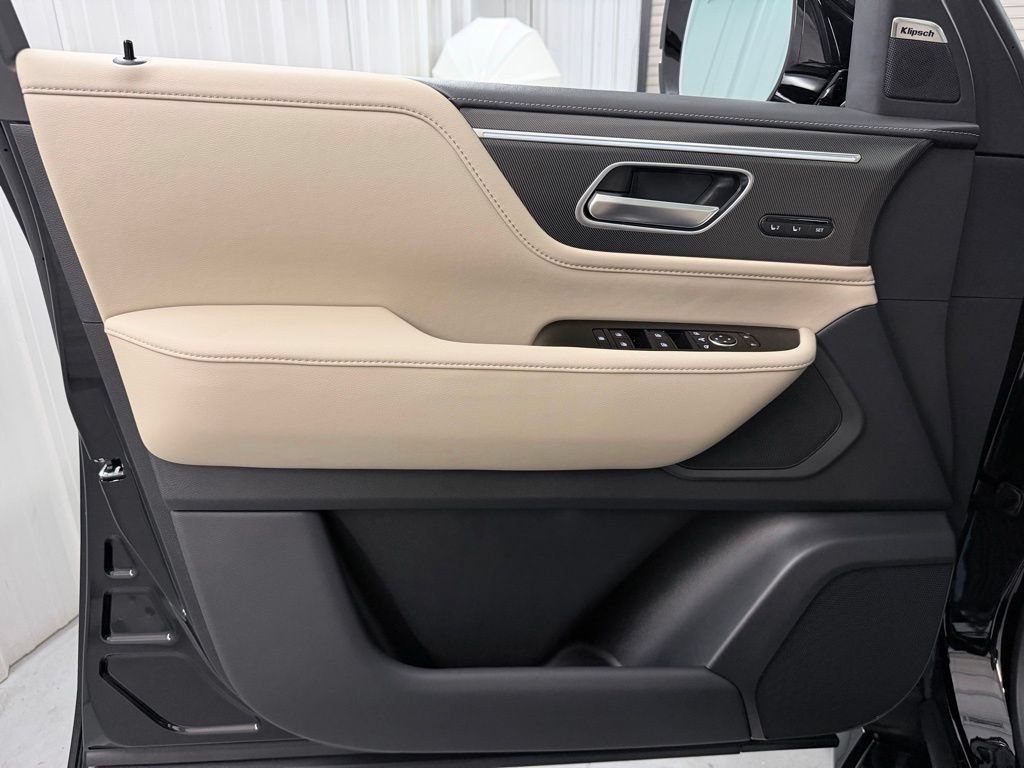 New 2026 INFINITI QX80 Pure RWD image 10