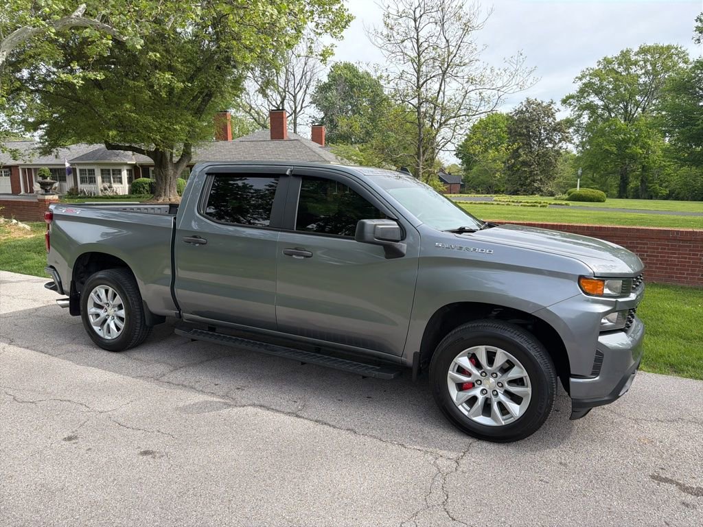 Used 2020 Chevrolet Silverado 1500 Custom w/ Custom Value Package AWD/4WD image 11