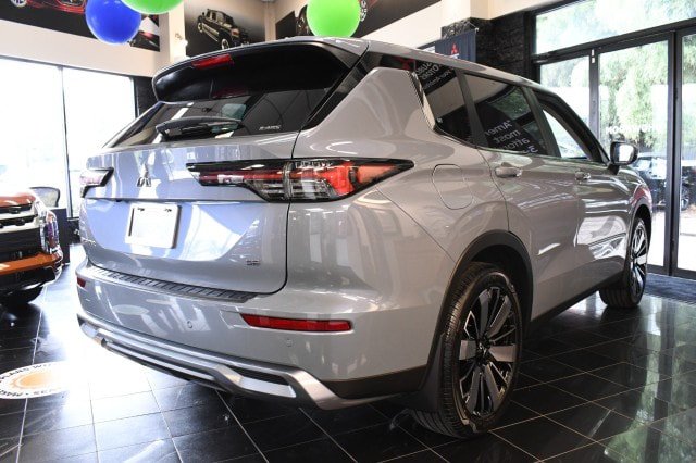 New 2026 Mitsubishi Outlander SE AWD/4WD image 15
