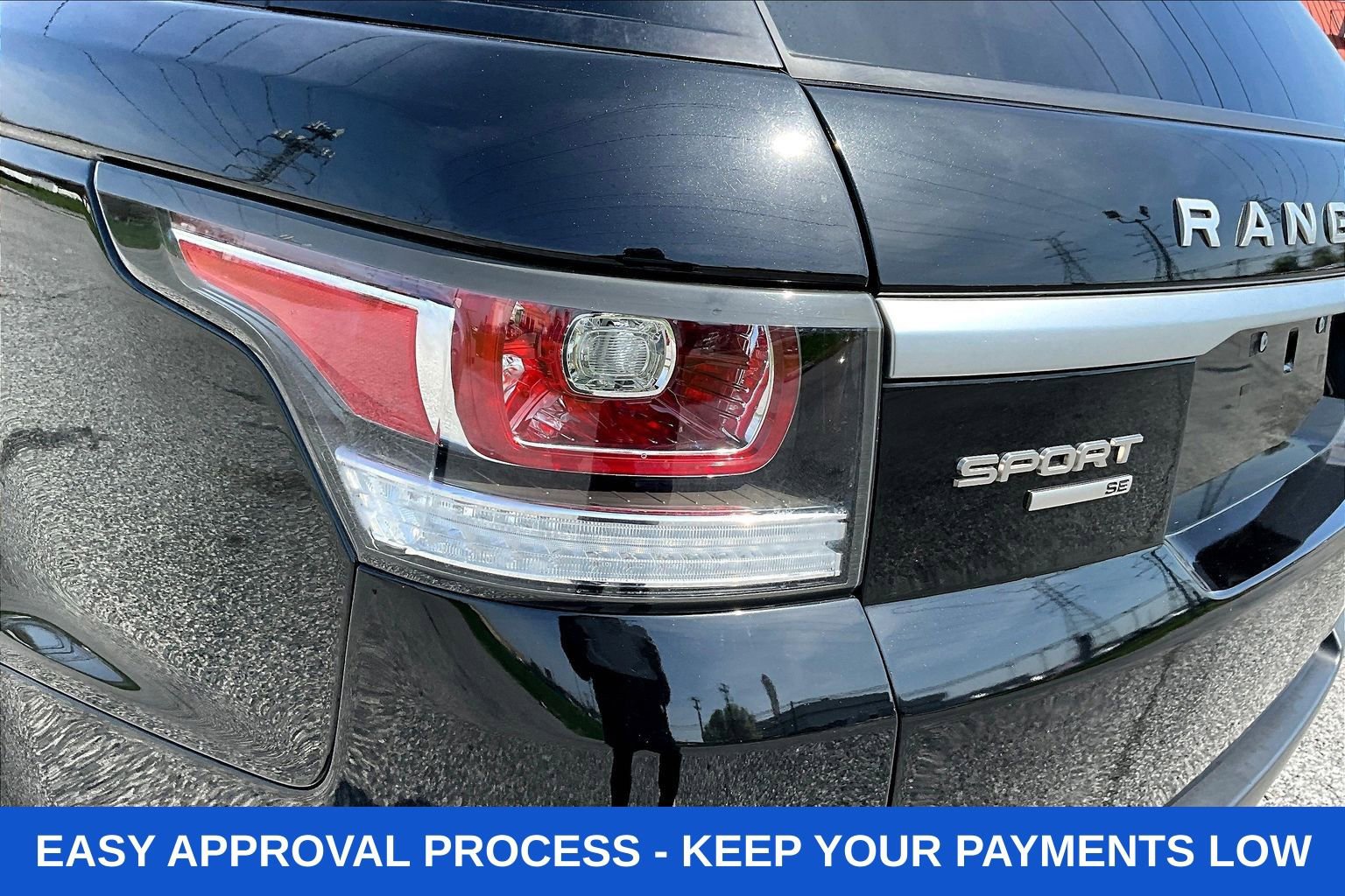 Used 2017 Land Rover Range Rover Sport SE AWD/4WD image 29
