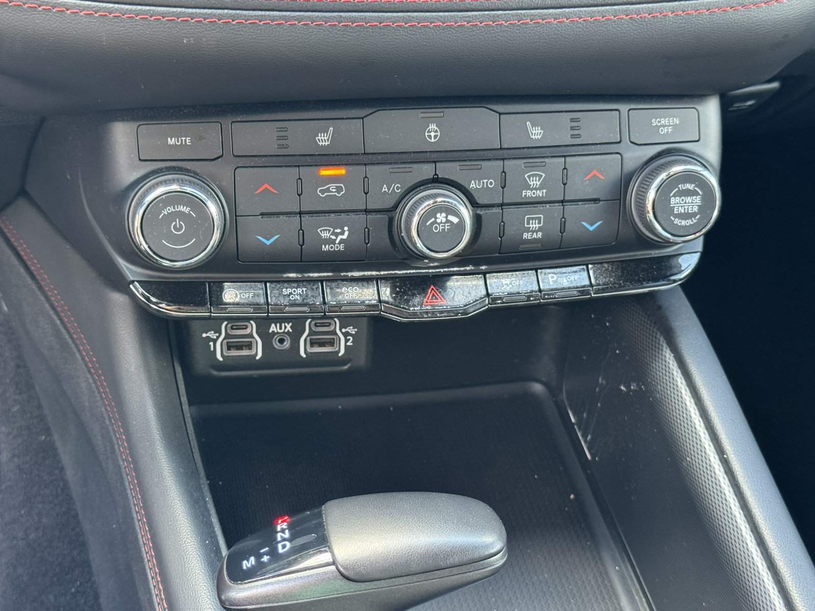 Certified 2025 Dodge Durango GT AWD/4WD image 29