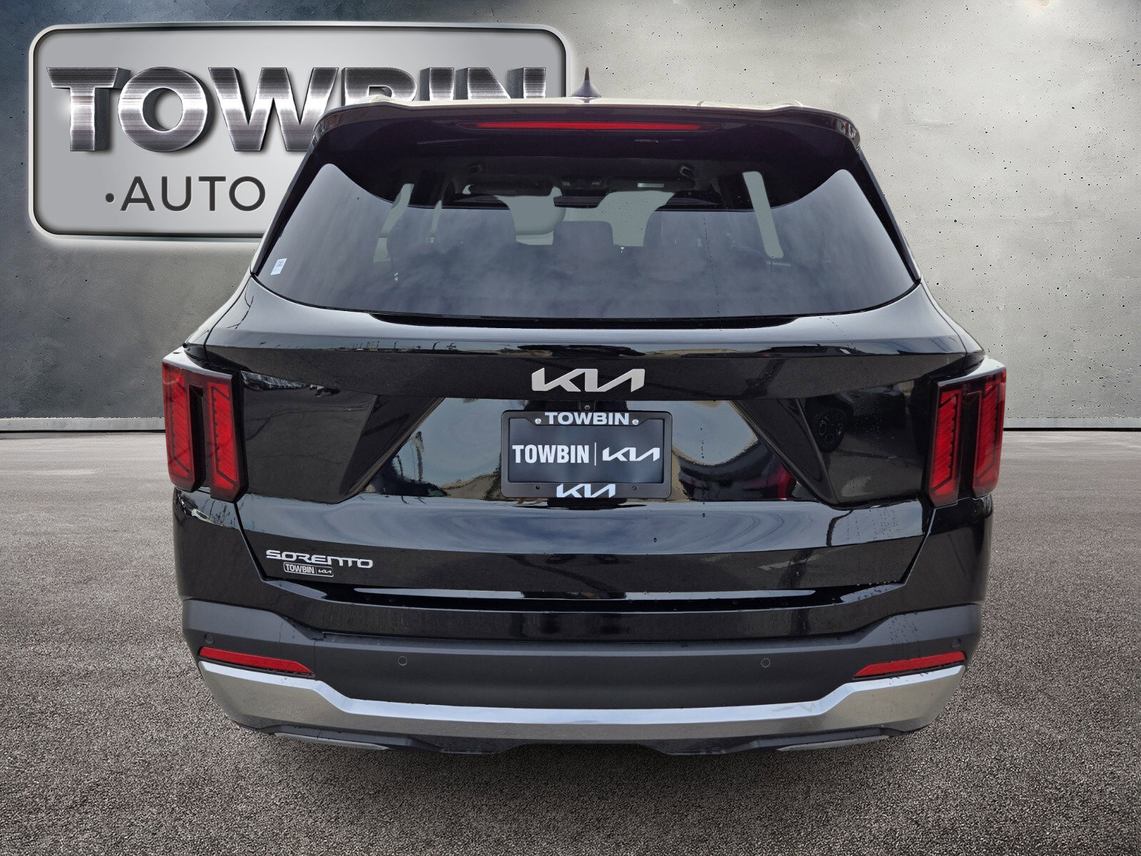 Certified 2025 Kia Sorento S image 6