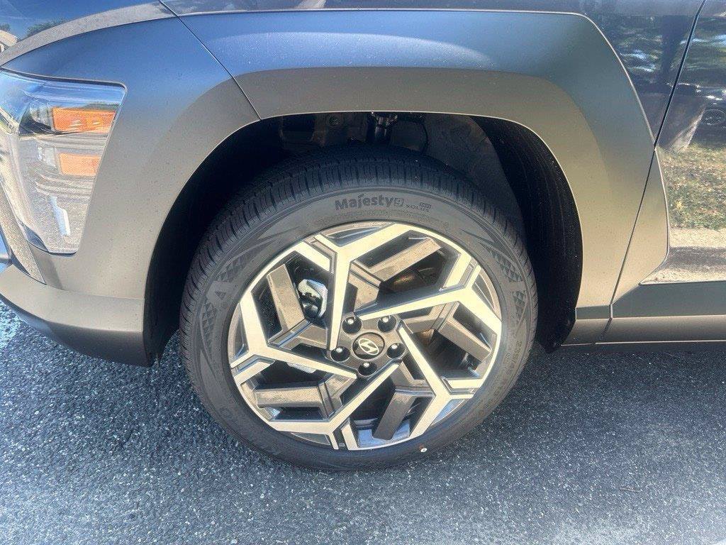 New 2027 Hyundai Kona SEL Sport FWD image 8