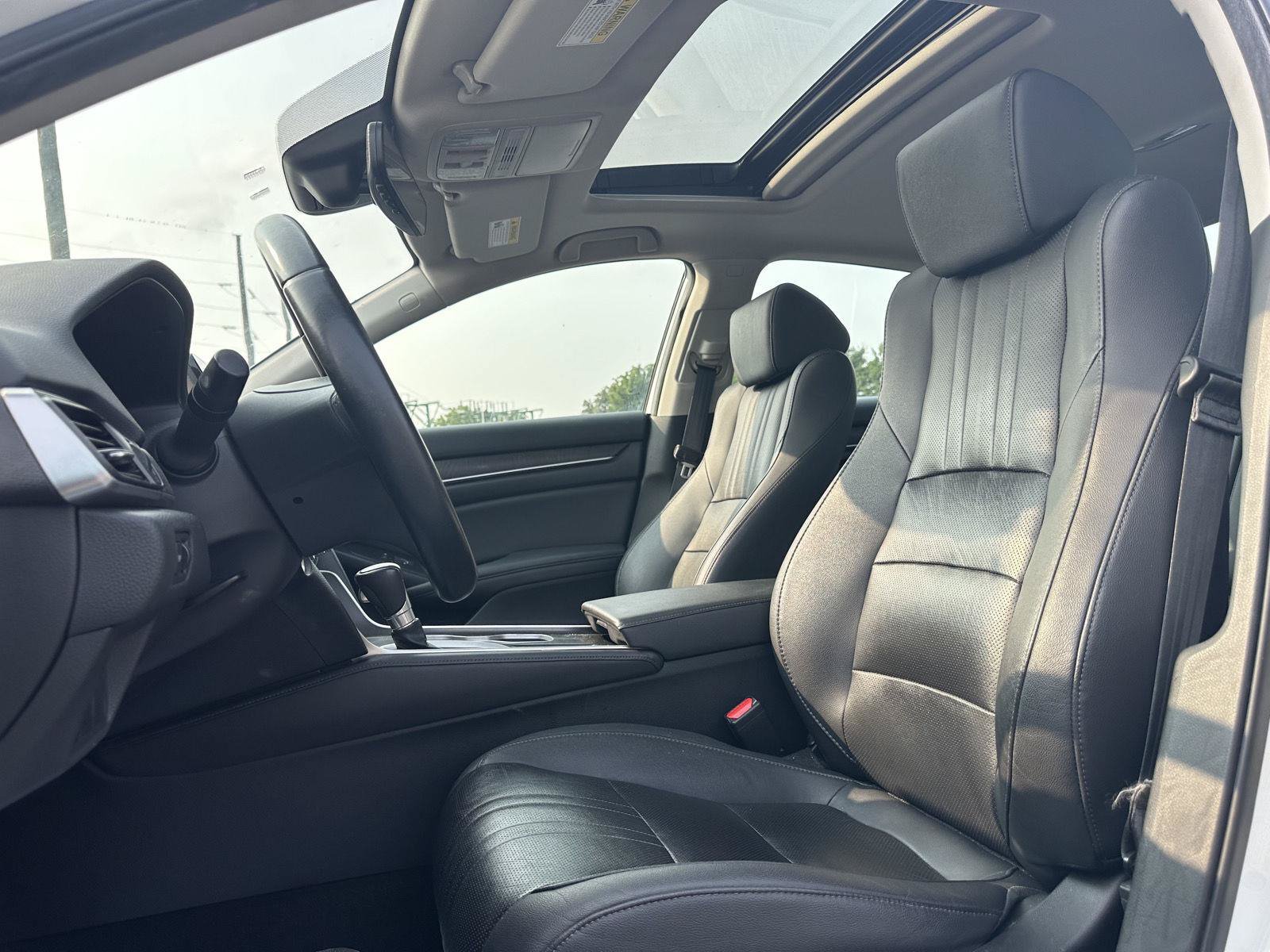 Used 2019 Honda Accord EX-L image 15