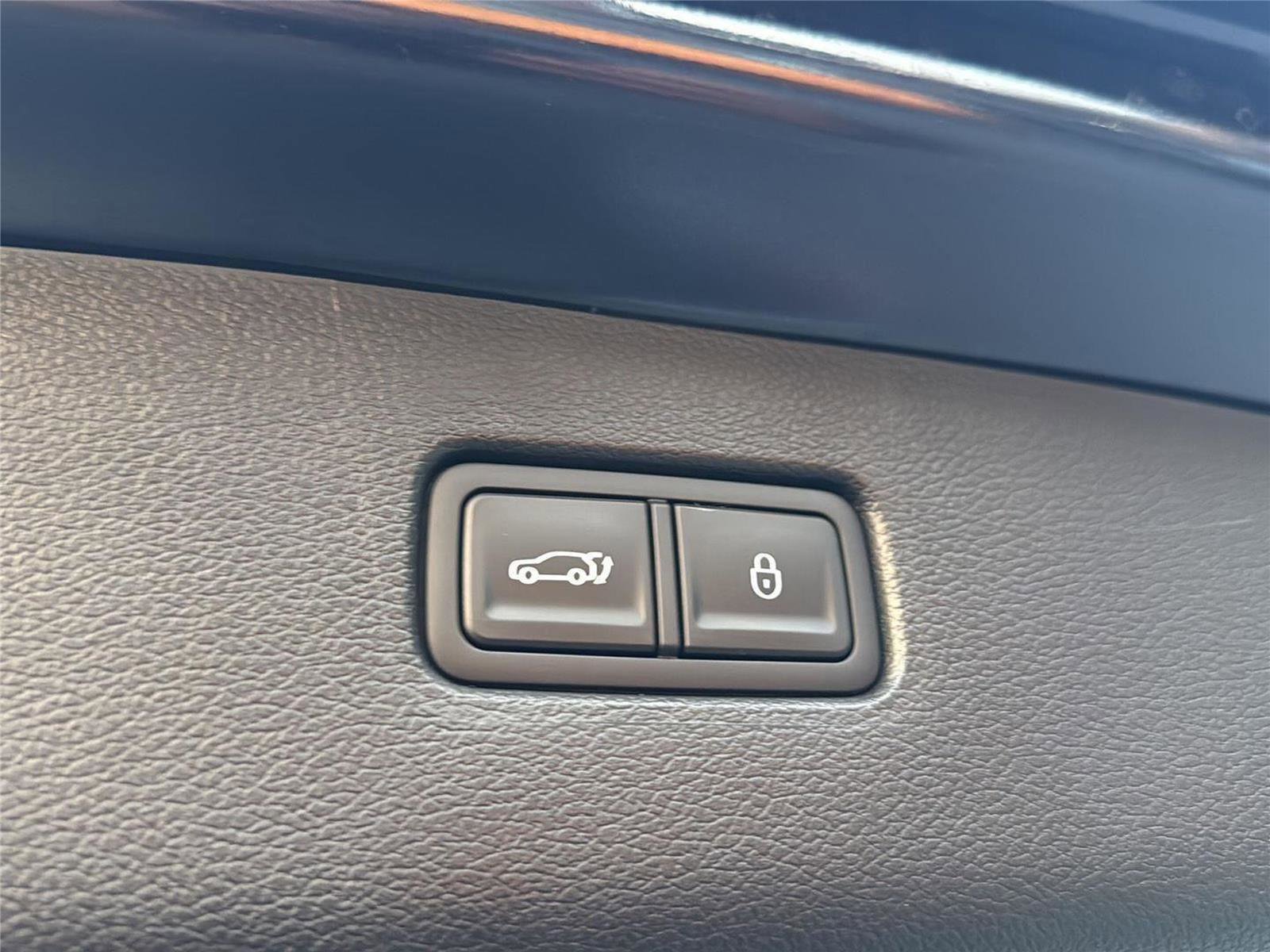 Used 2023 Genesis GV80 2.5T image 31