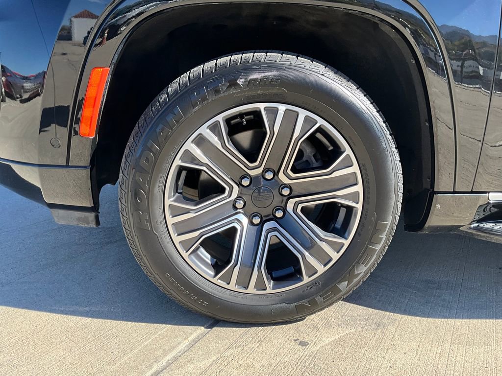 Used 2024 Jeep Wagoneer Series II image 19