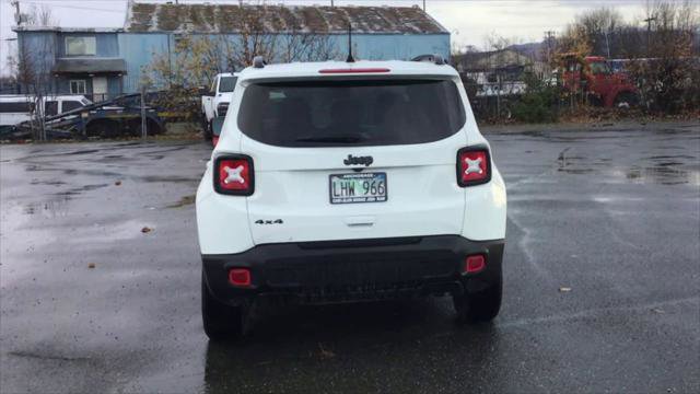 Certified 2022 Jeep Renegade Altitude w/ Convenience Group image 7