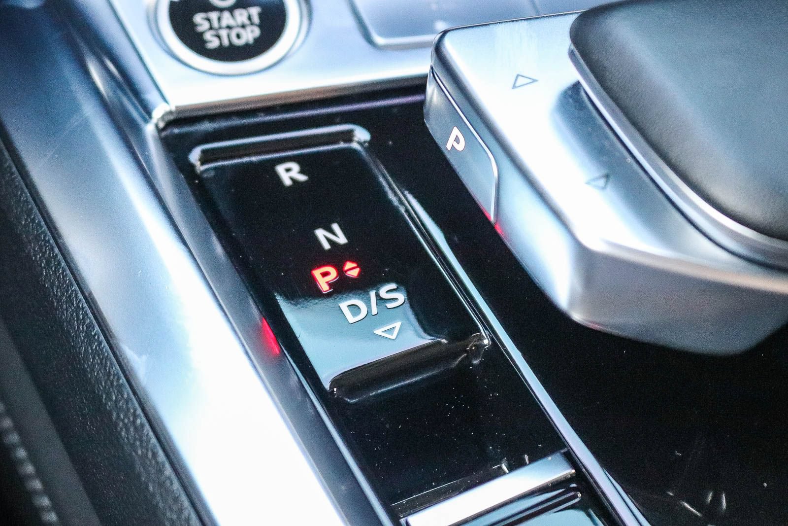 Certified 2024 Audi Q8 e-tron Premium Plus AWD/4WD image 24