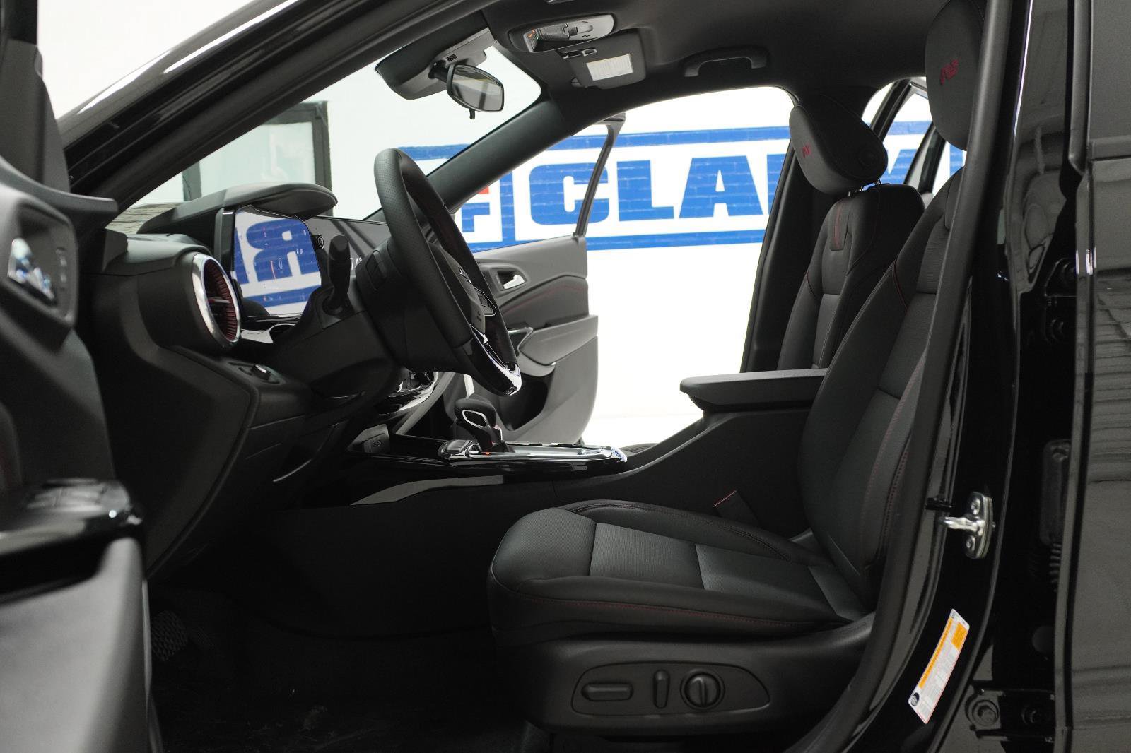 New 2026 Chevrolet Trax RS w/ Driver Confidence Package FWD image 15