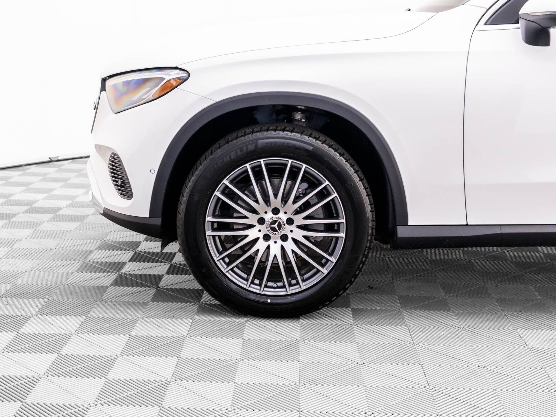 New 2026 Mercedes-Benz GLC 300 4MATIC image 34