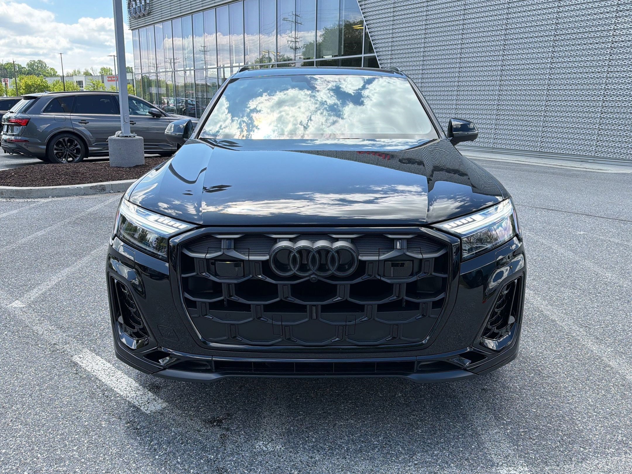 New 2026 Audi SQ7 Prestige AWD/4WD image 5