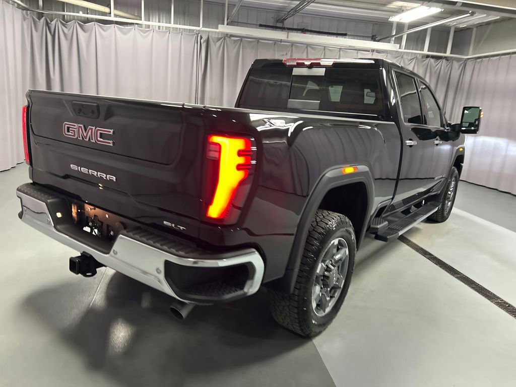 Used 2025 GMC Sierra 2500 SLT w/ SLT Premium Package image 7