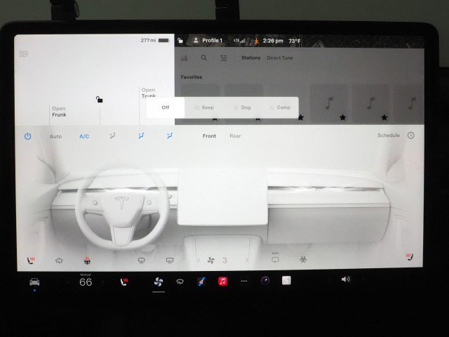 Used 2025 Tesla Model Y AWD image 33