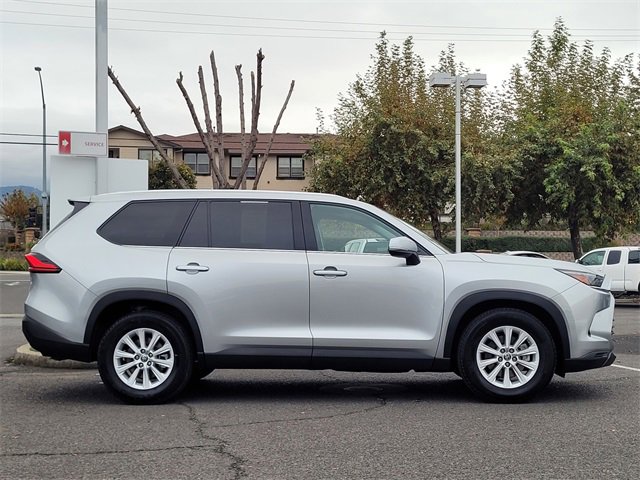 Certified 2024 Toyota Grand Highlander XLE image 5