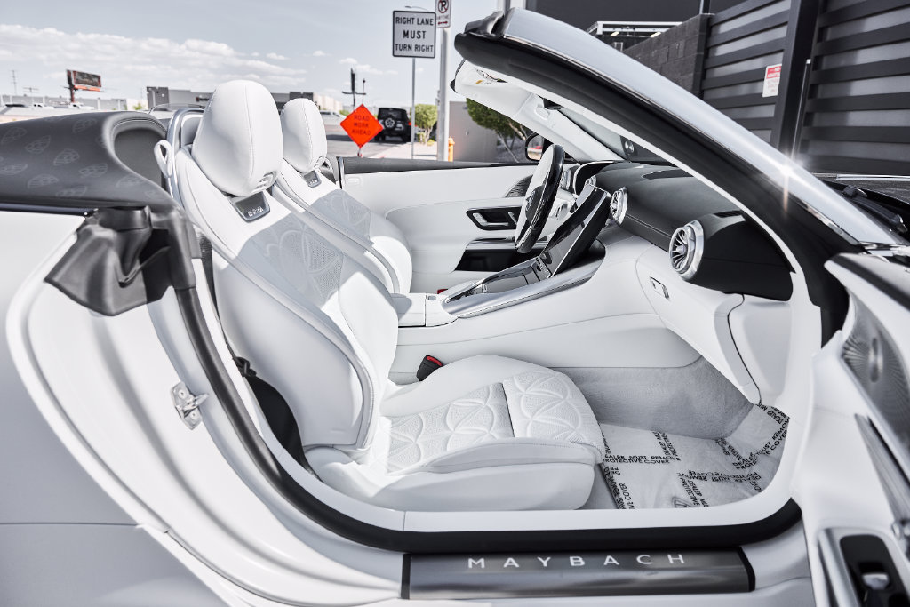 Used 2026 Mercedes-Benz Maybach SL 680 image 33