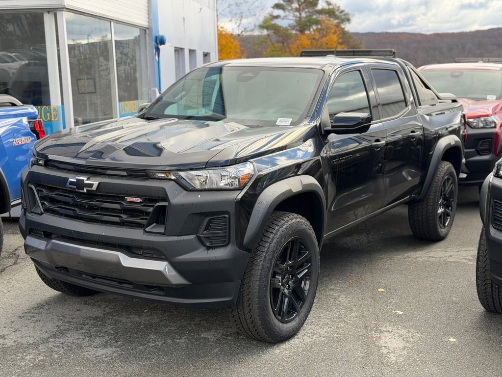 New 2025 Chevrolet Colorado Trail Boss w/ Midnight Edition image 1