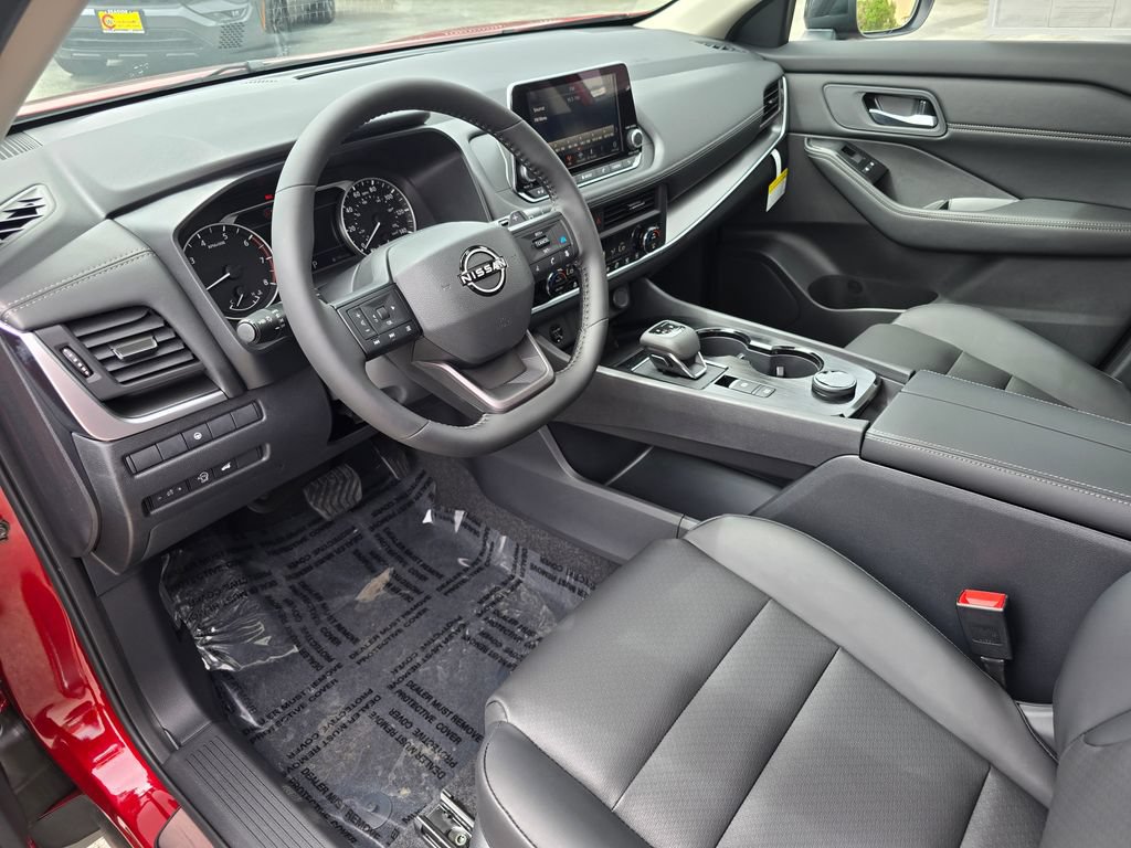 Used 2026 Nissan Rogue Dark Armor AWD/4WD image 10
