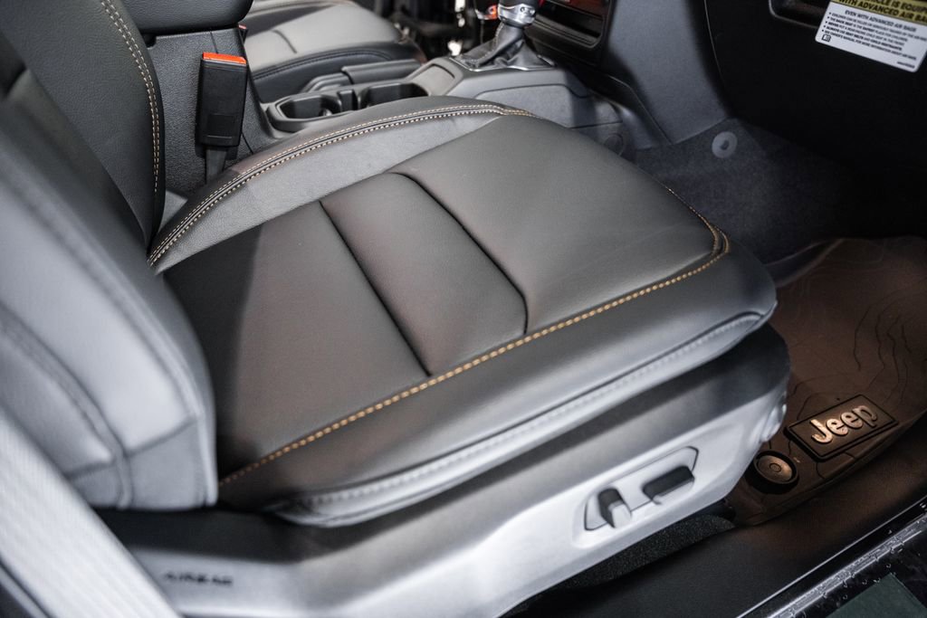 New 2026 Jeep Wrangler Sahara image 34