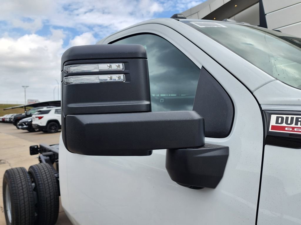 New 2026 GMC Sierra 3500 Pro w/ Convenience Package image 15