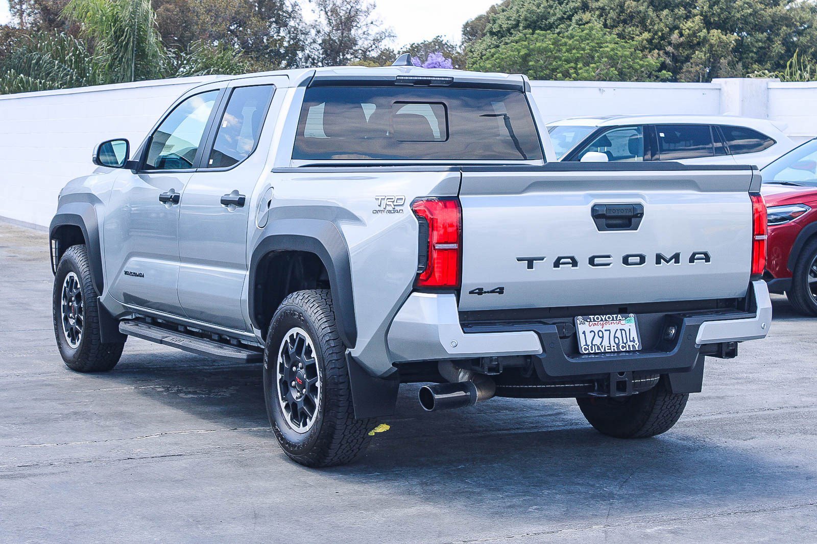 Certified 2024 Toyota Tacoma TRD Off-Road w/ TRD Off Road Upgrade Package AWD/4WD image 7