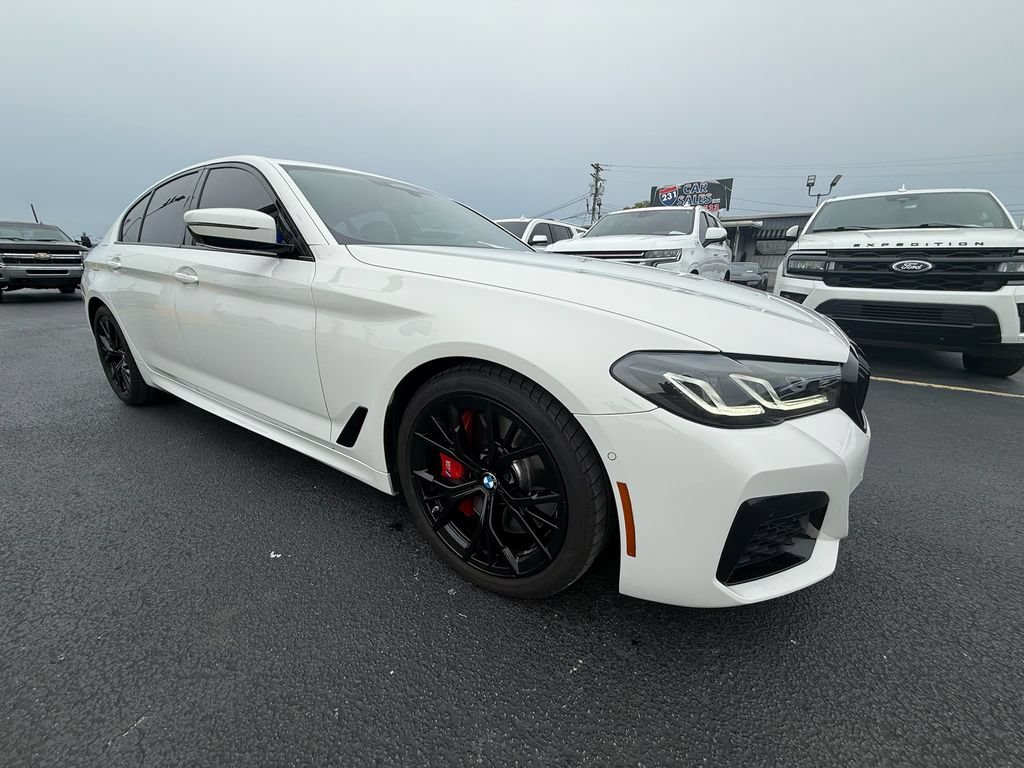 Used 2022 BMW M550i xDrive w/ Executive Package AWD/4WD image 1