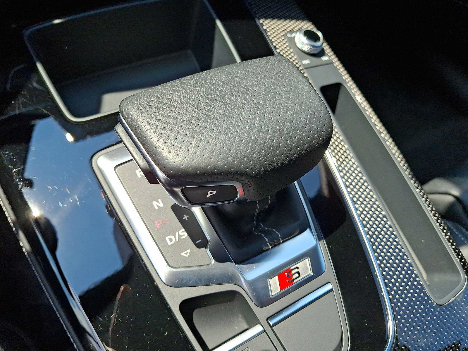 Used 2023 Audi SQ5 Prestige w/ Prestige Package AWD/4WD image 18