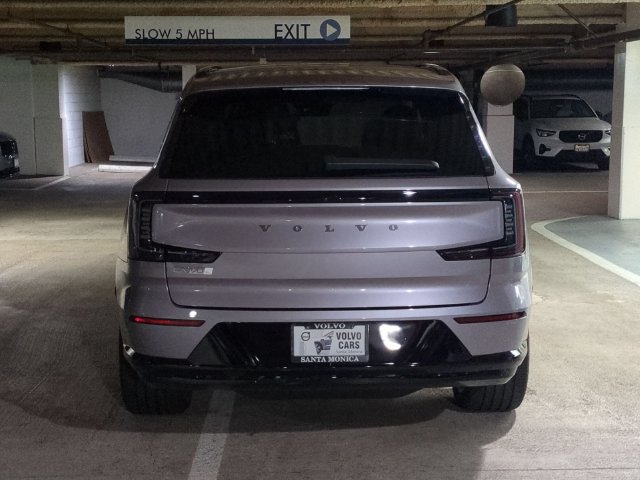 New 2026 Volvo EX90 Ultra AWD/4WD image 4