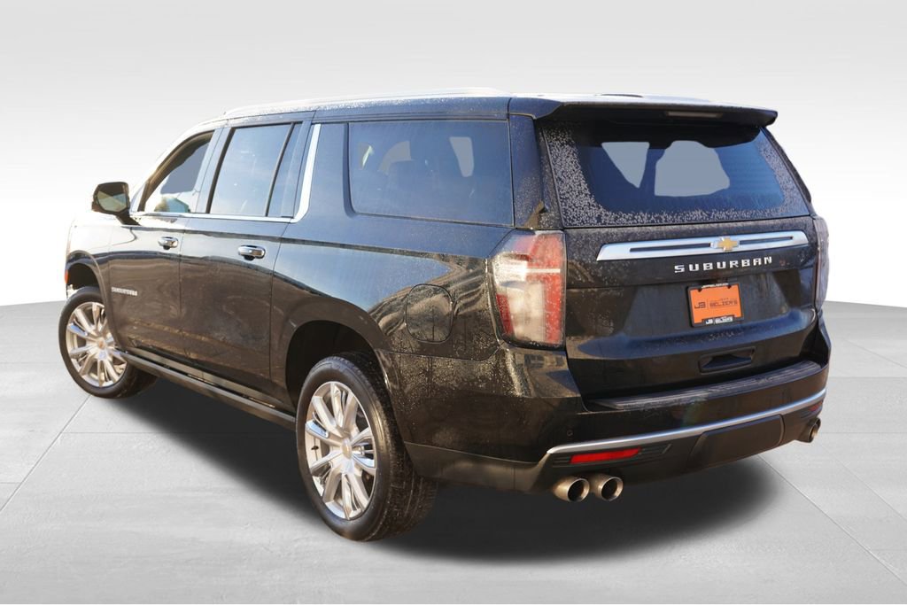 Certified 2024 Chevrolet Suburban High Country image 7