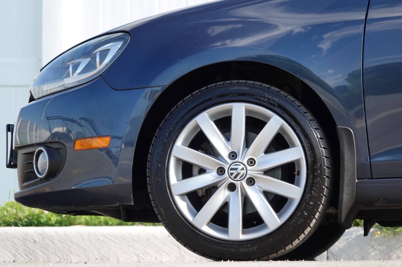 Used 2011 Volkswagen Golf TDI w/ Cold Weather Pkg FWD image 41