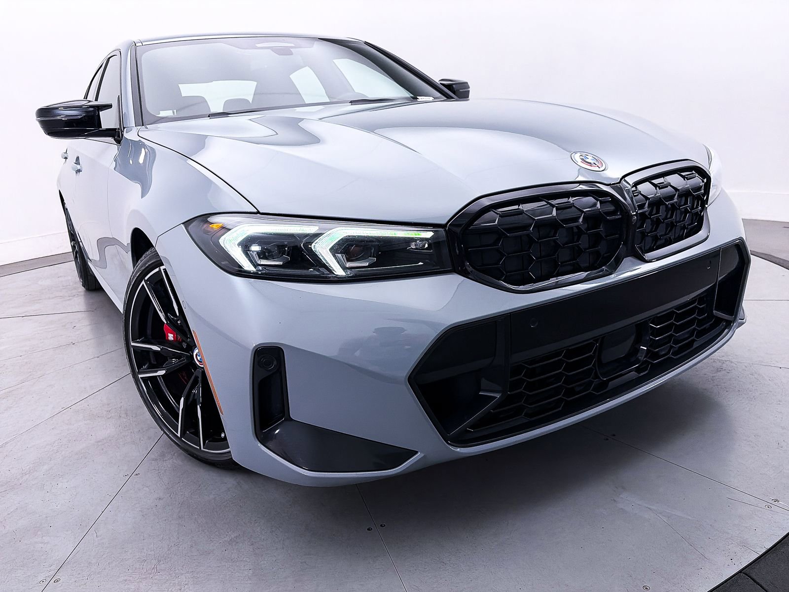 Used 2023 BMW M340i RWD image 10