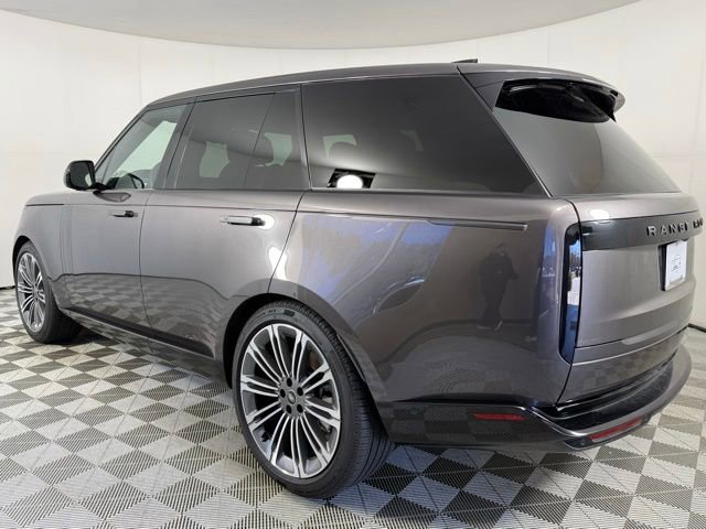 New 2025 Land Rover Range Rover SE image 4