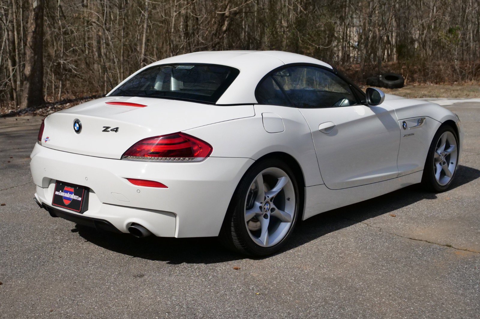 Used 2015 BMW Z4 sDrive35is image 9