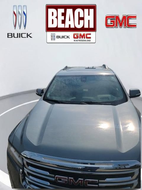 Used 2023 GMC Acadia SLT w/ Technology Package AWD/4WD image 3