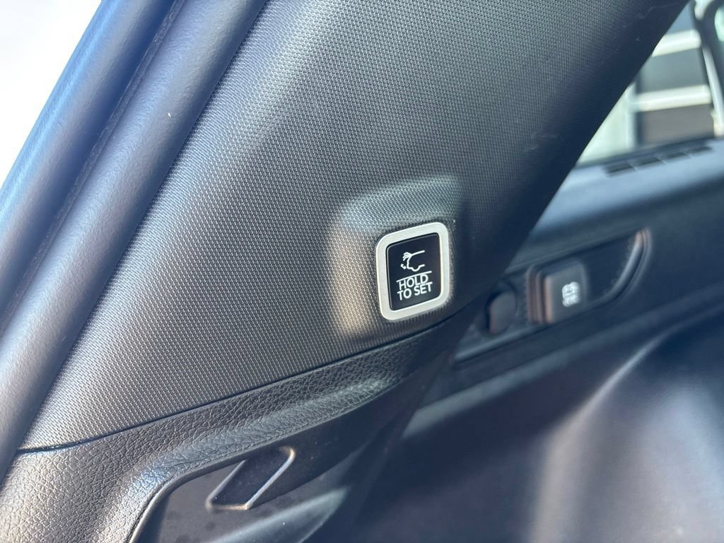 Used 2022 Jeep Grand Cherokee Altitude AWD/4WD image 34